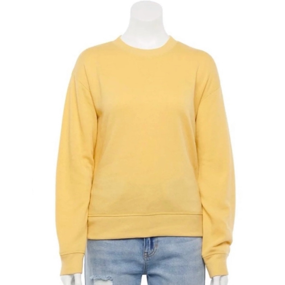 So Lounge Life Weekend Crewneck Sweatshirt Yellow Size Medium NWT